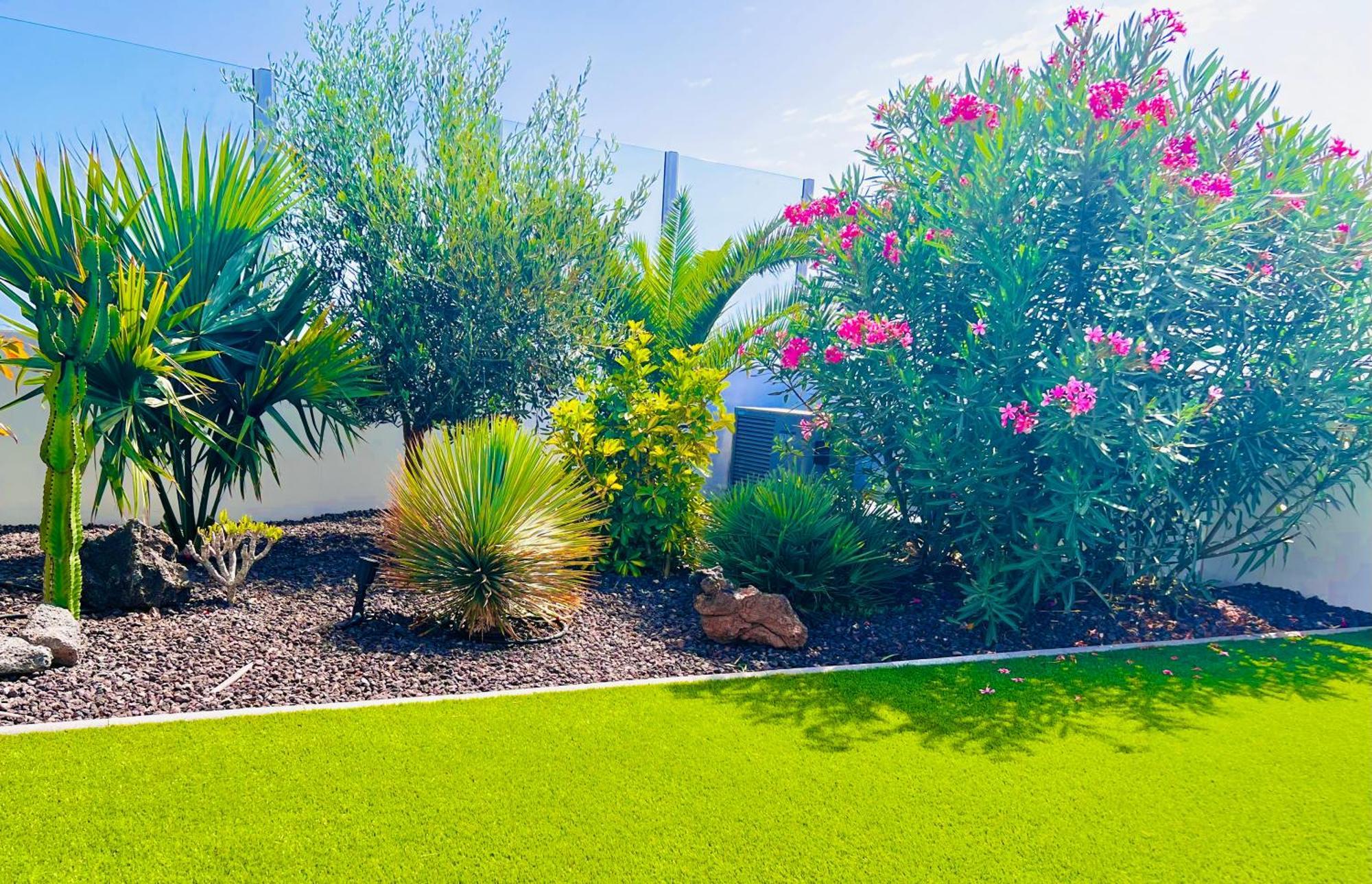Villa El Palmeral - Exlusive With Private Pool In Corralejo